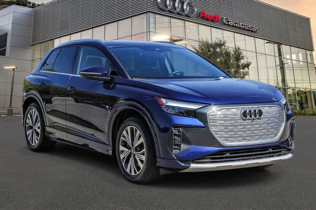 Thumbnail: 2023 Audi Q4 e-tron - 5