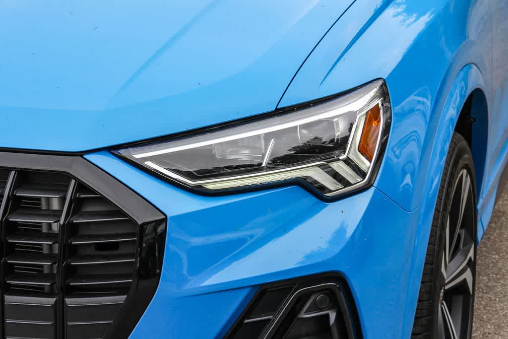 Thumbnail: 2023 Audi Q3 - 6