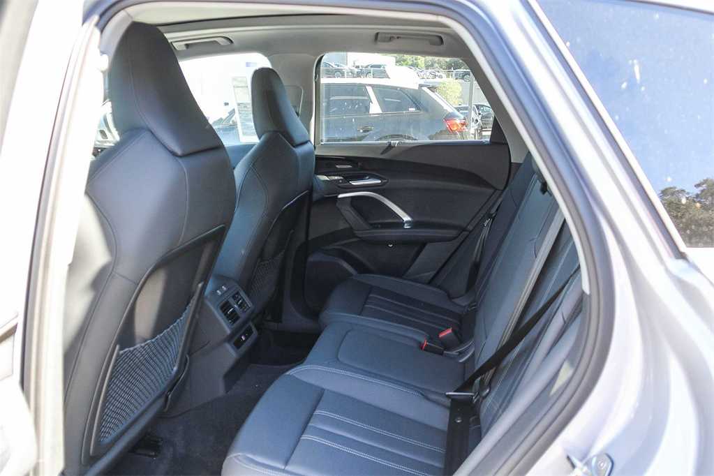 Thumbnail: 2025 Audi Q5 - 17