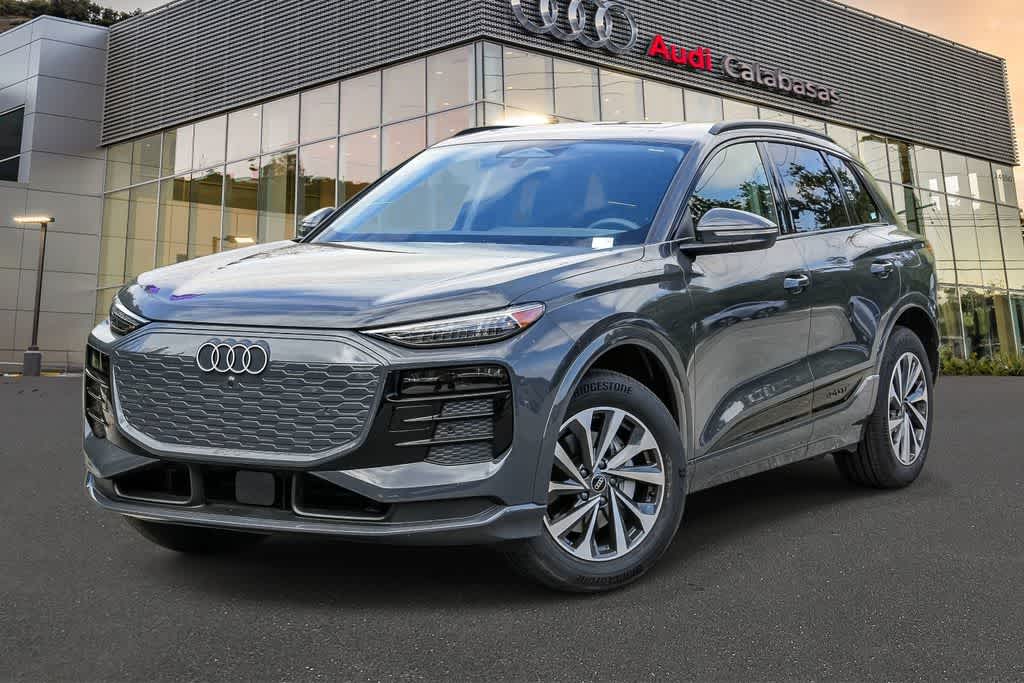 2025 Audi Q6 e-tron Premium -
                  Calabasas, CA