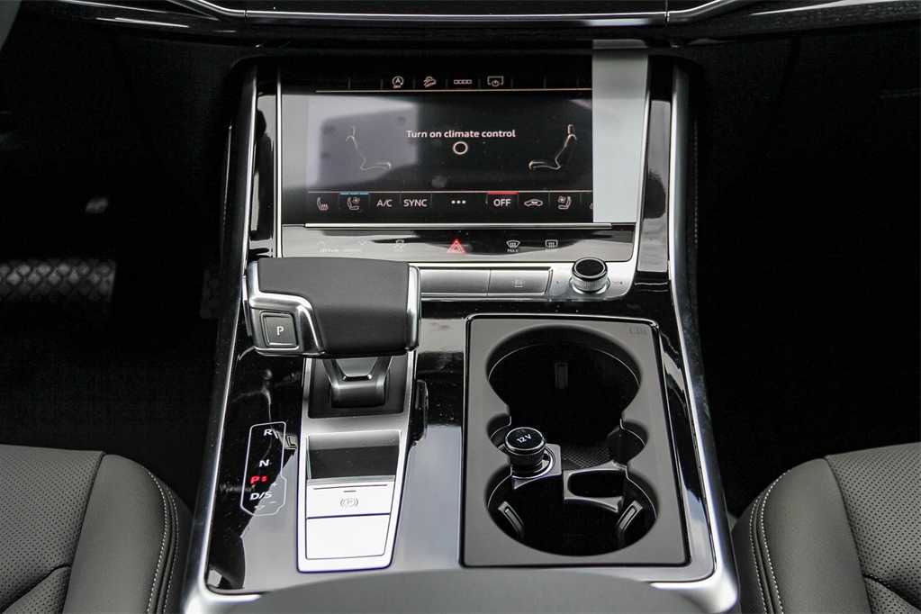 Thumbnail: 2025 Audi Q7 - 14