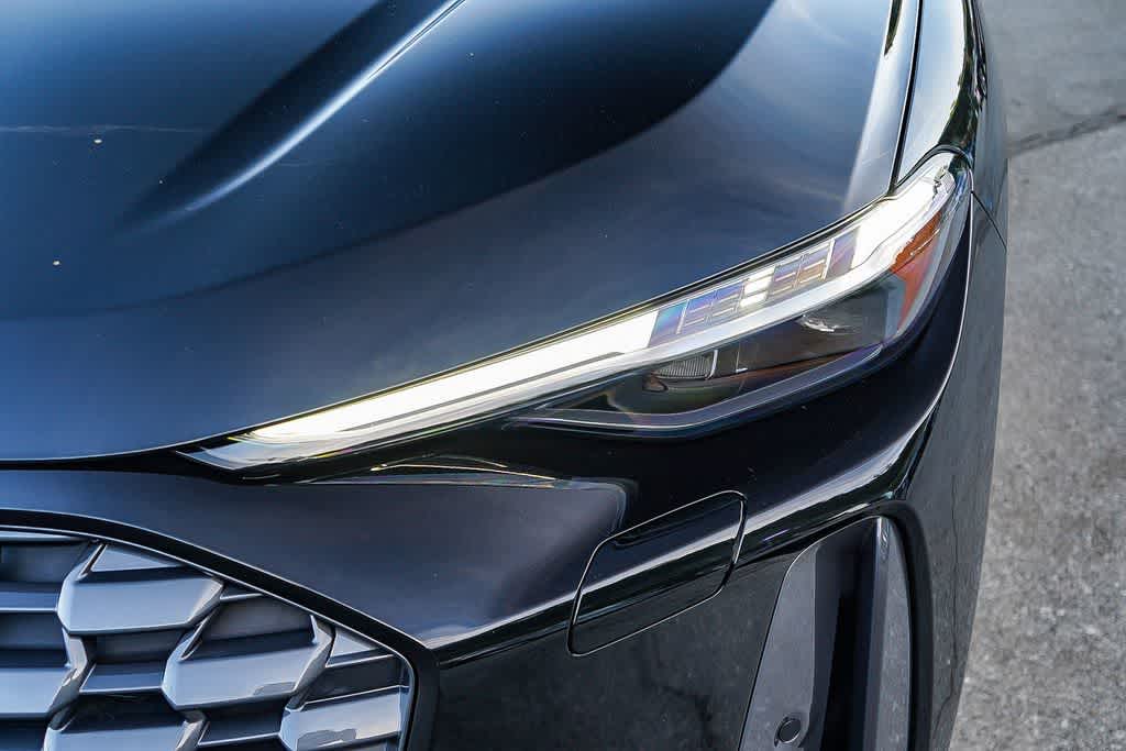 Thumbnail: 2025 Audi Q5 - 8