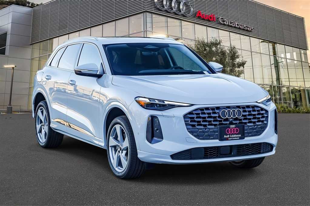 Thumbnail: 2025 Audi Q5 - 3