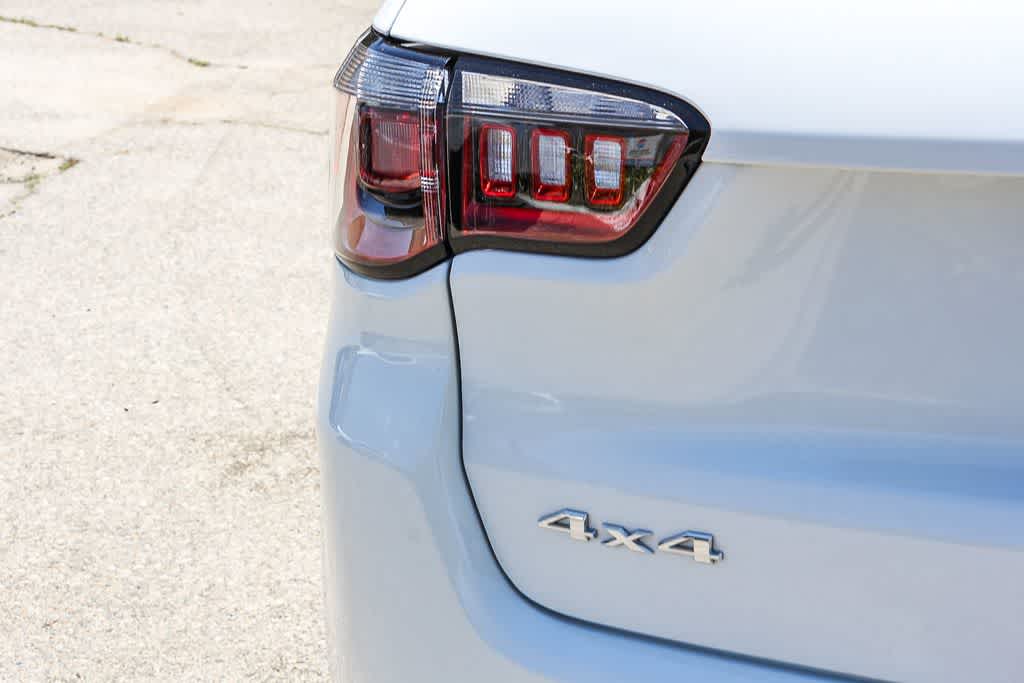 Thumbnail: 2024 Jeep Compass - 11