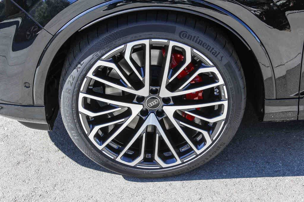 Thumbnail: 2026 Audi SQ7 - 9