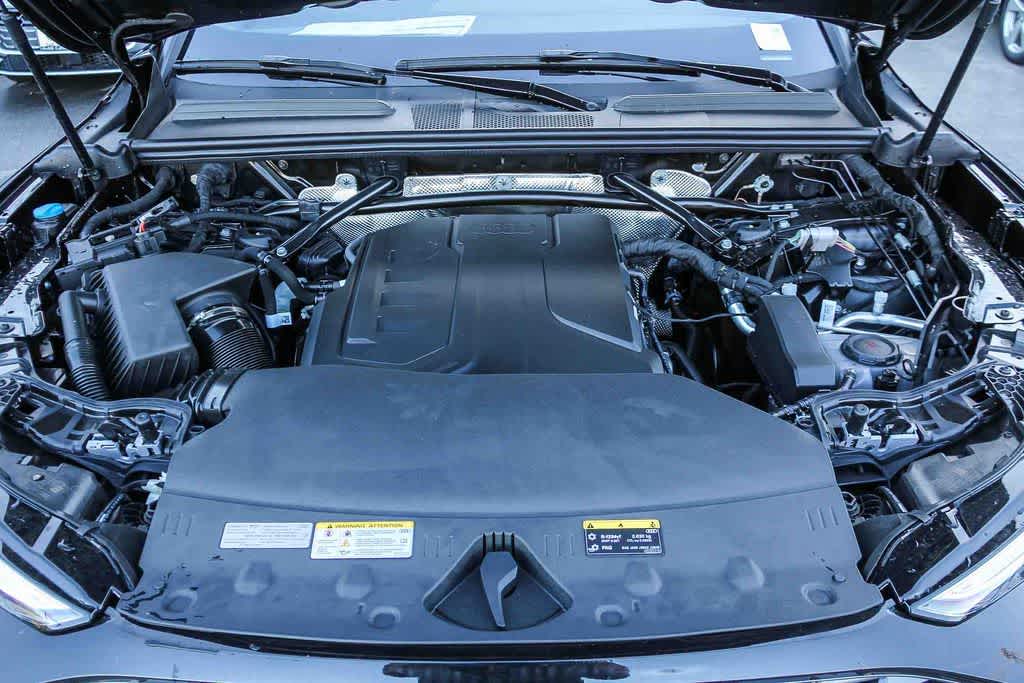 Thumbnail: 2025 Audi Q5 - 26