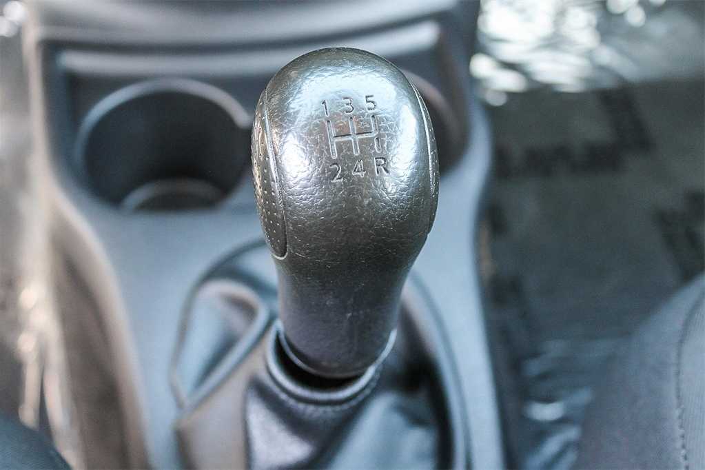 Thumbnail: 2015 Nissan Versa Note - 21