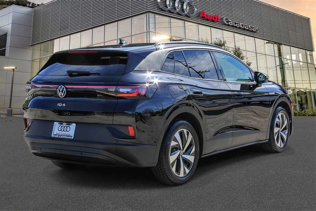 Thumbnail: 2023 Volkswagen ID.4 - 4