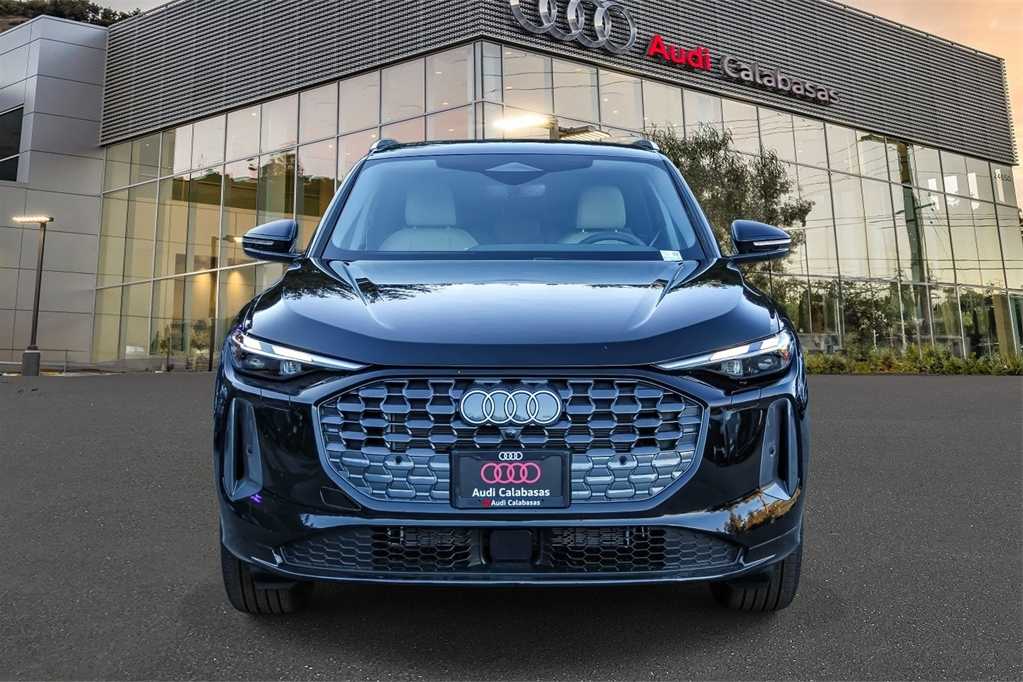 Thumbnail: 2025 Audi Q5 - 6