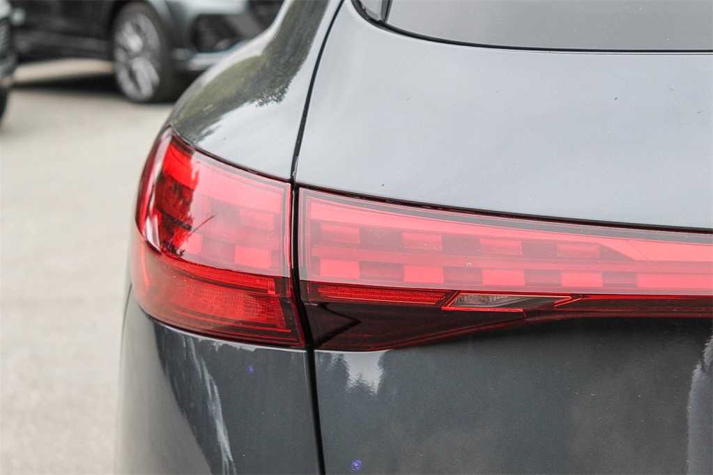 Thumbnail: 2025 Audi SQ5 - 7