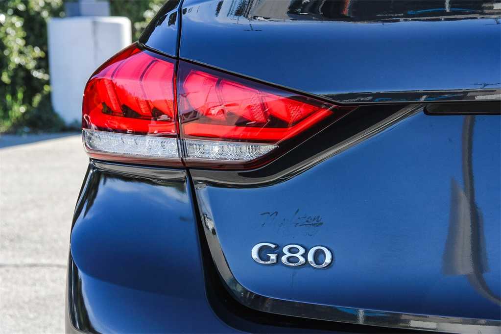 Thumbnail: 2018 Genesis G80 - 11