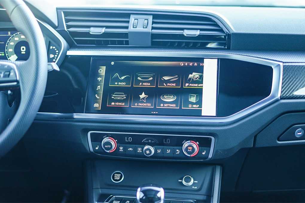 Thumbnail: 2025 Audi Q3 - 14