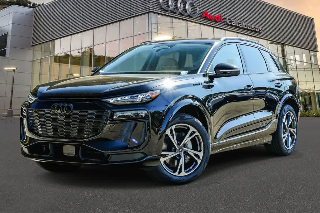 2027 Audi Q6 e-tron Premium -
                  Calabasas, CA