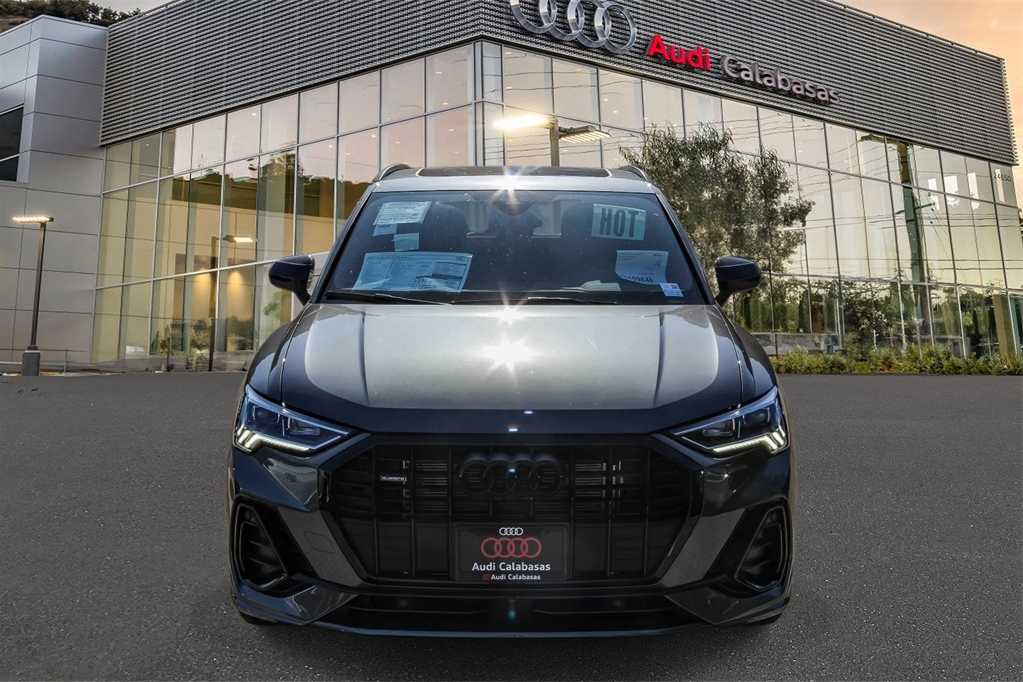 Thumbnail: 2025 Audi Q3 - 6