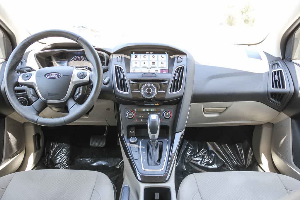 Thumbnail: 2017 Ford Focus - 12