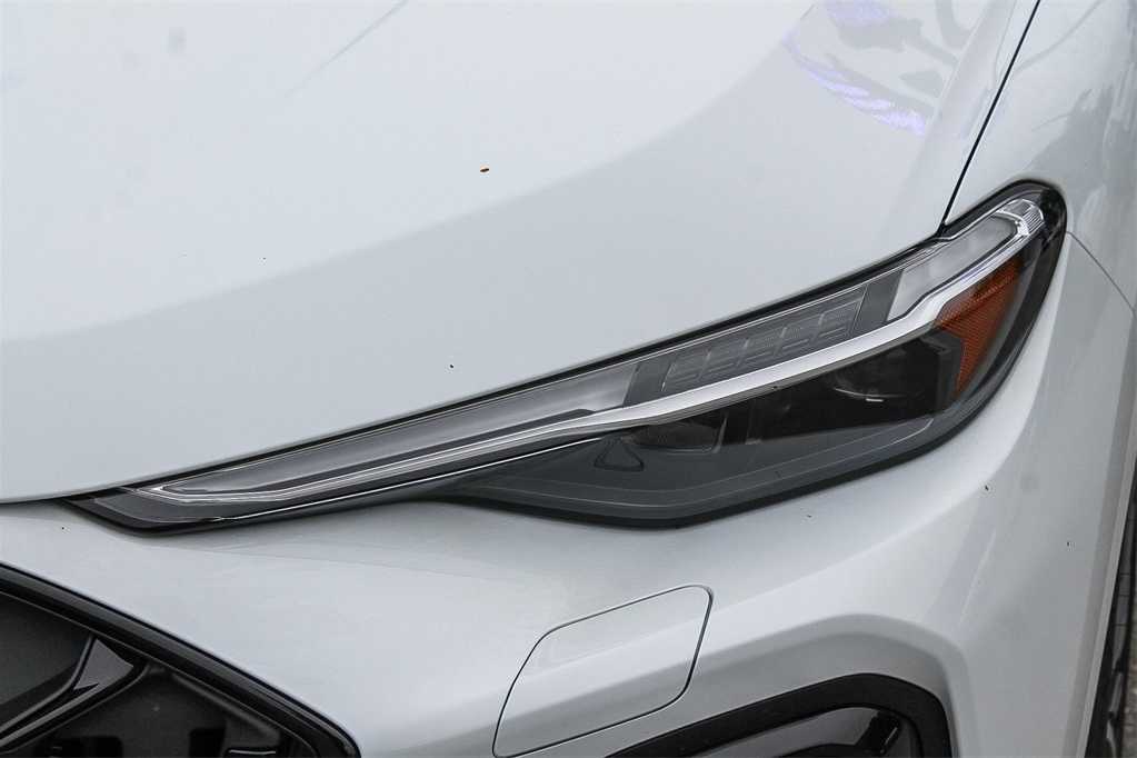 Thumbnail: 2025 Audi SQ5 - 8