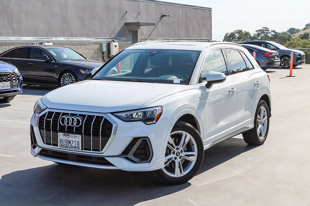 2021 Audi Q3 Premium -
                Calabasas, CA