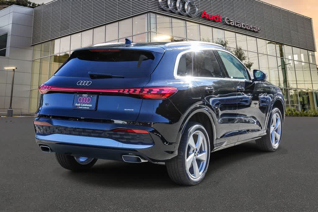 Thumbnail: 2025 Audi Q5 - 4