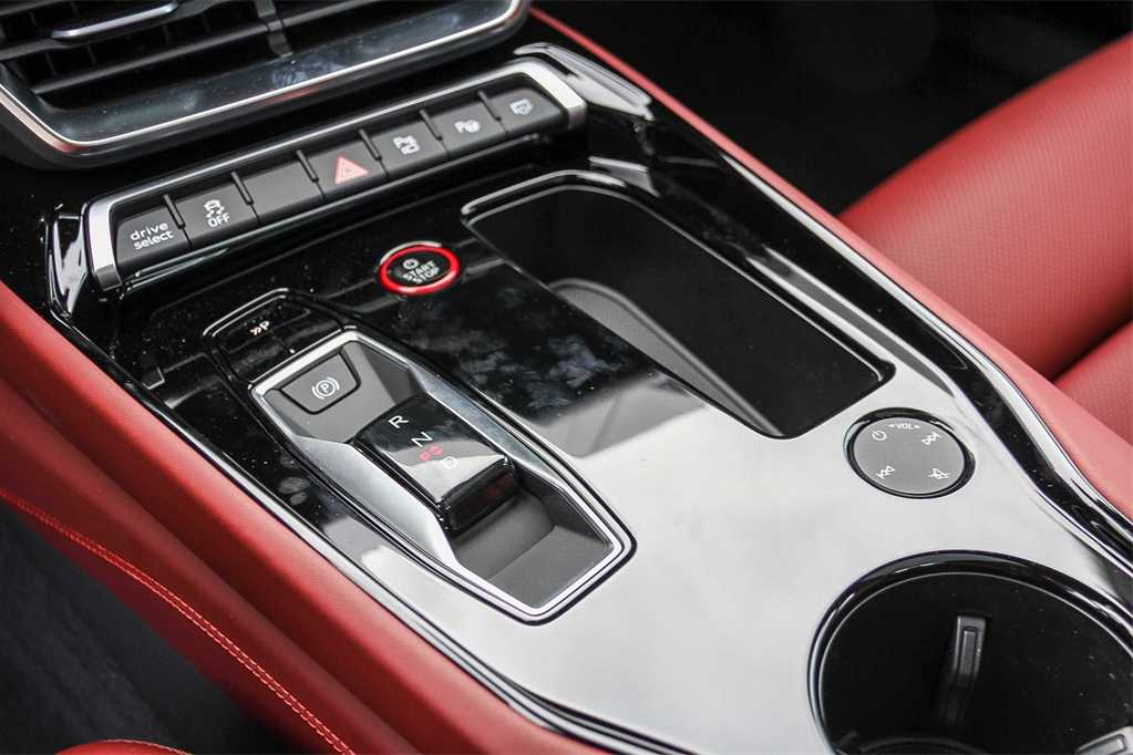 Thumbnail: 2026 Audi e-tron GT - 20