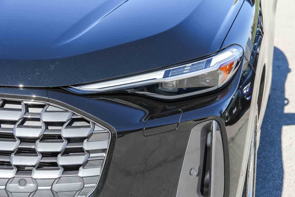 Thumbnail: 2025 Audi Q5 - 7