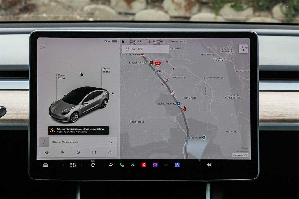 Thumbnail: 2018 Tesla Model 3 - 15