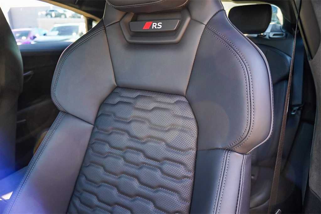 Thumbnail: 2026 Audi RS e-tron GT - 27