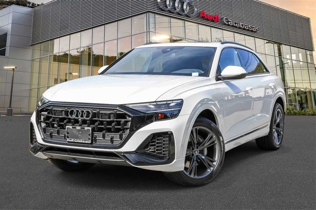 Thumbnail: 2026 Audi Q8 - 1