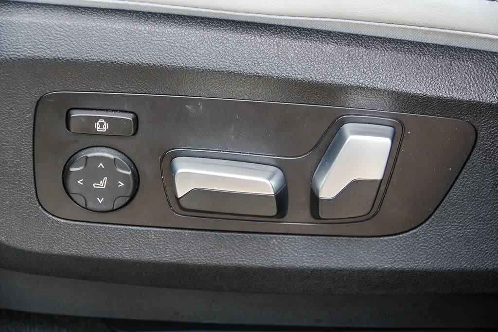 Thumbnail: 2024 BMW X5 - 21
