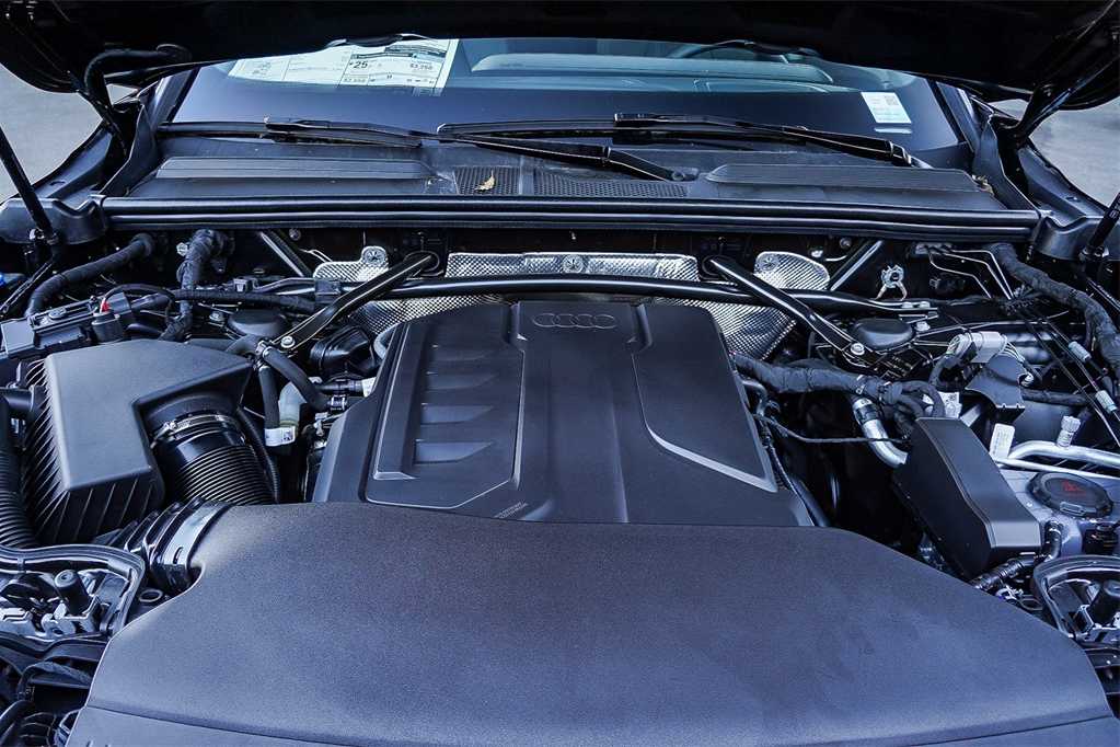 Thumbnail: 2025 Audi Q5 - 30