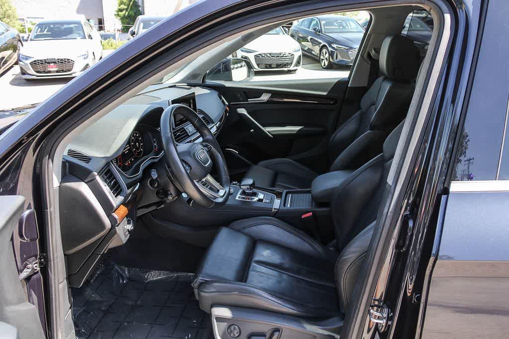 Thumbnail: 2019 Audi Q5 - 19