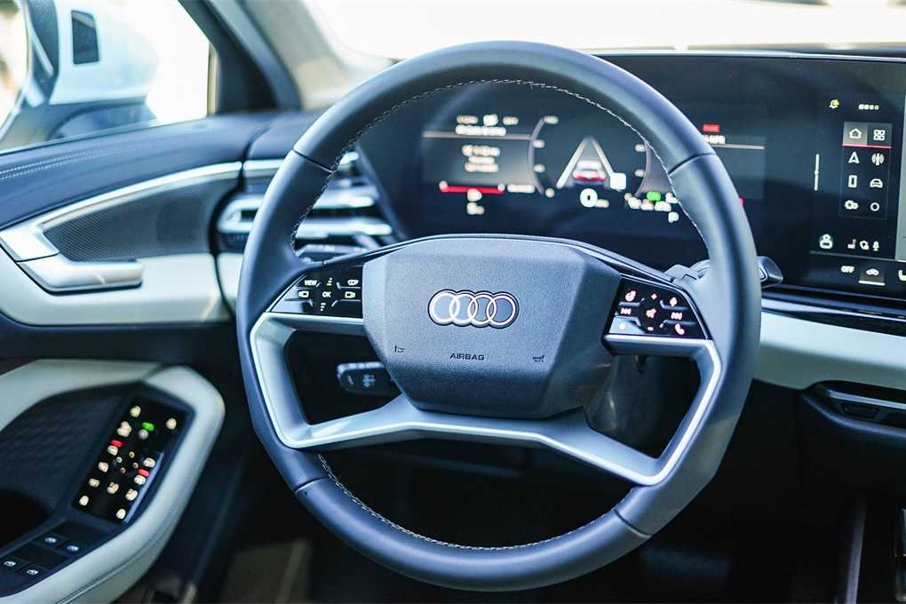 Thumbnail: 2025 Audi A5 - 15