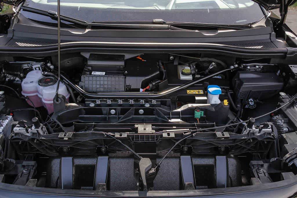 Thumbnail: 2025 Audi Q4 e-tron - 27