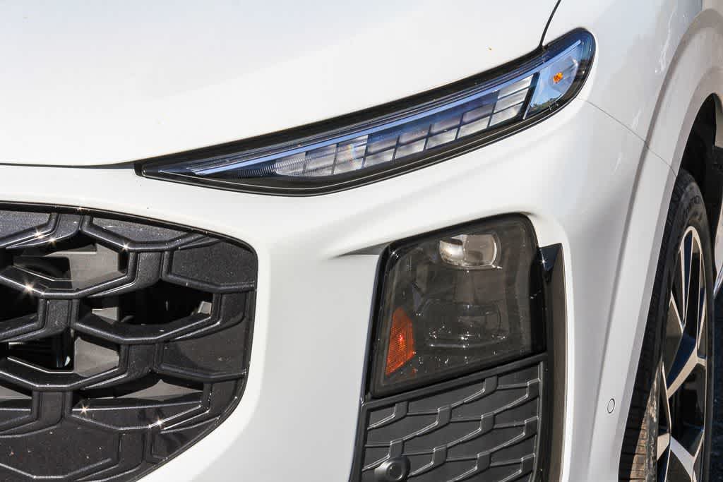 Thumbnail: 2026 Audi Q3 - 7