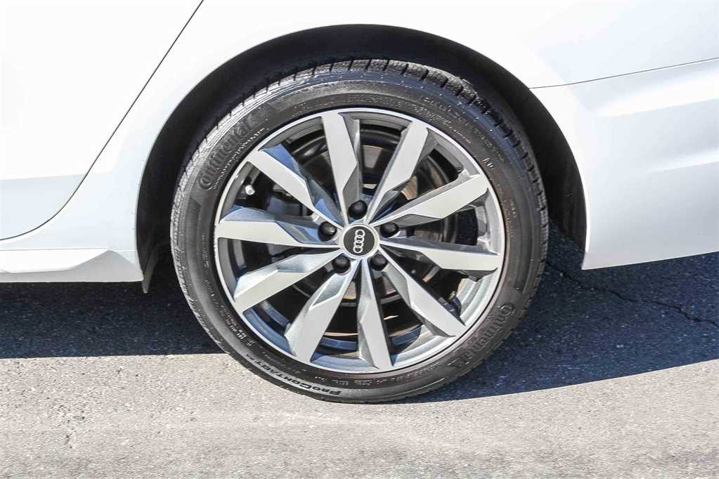 Thumbnail: 2022 Audi A4 - 10