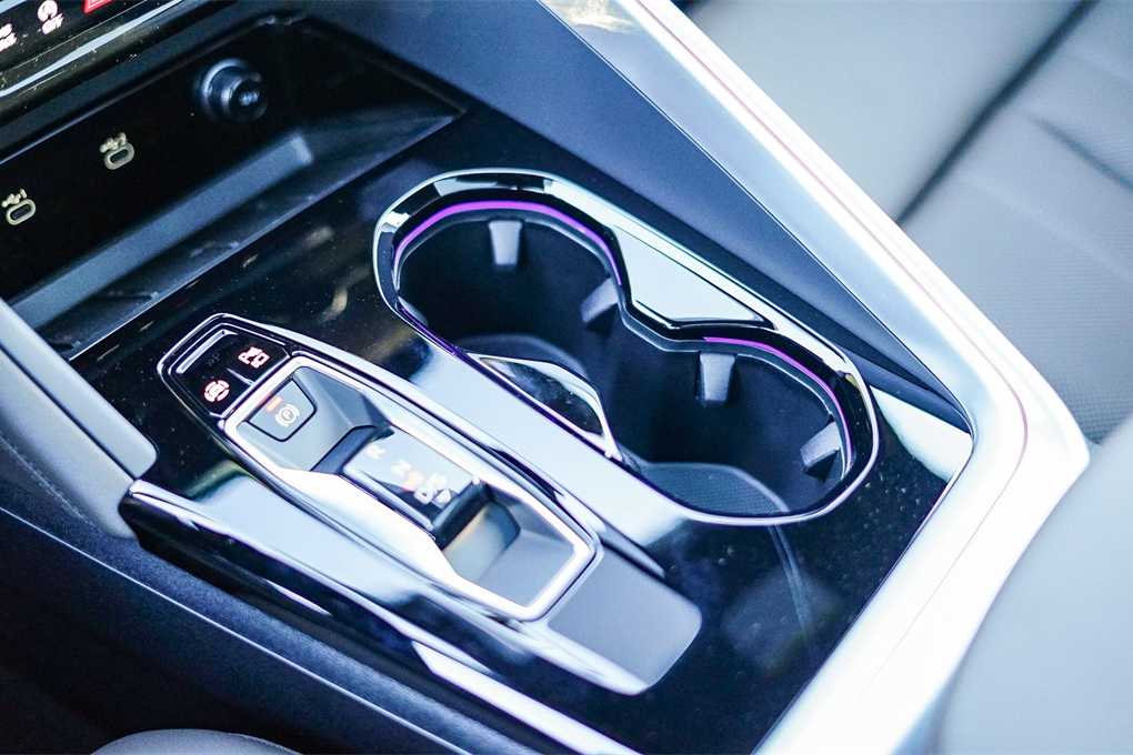 Thumbnail: 2025 Audi Q5 - 21