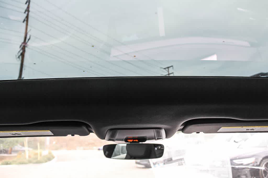 Thumbnail: 2026 Audi e-tron GT - 12