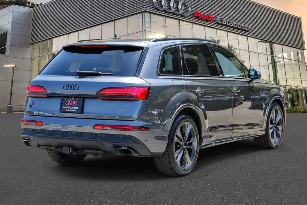 Thumbnail: 2026 Audi Q7 - 4