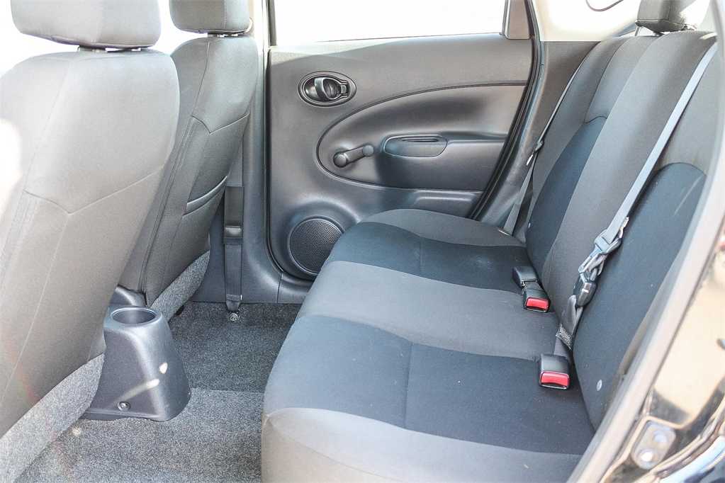 Thumbnail: 2015 Nissan Versa Note - 20