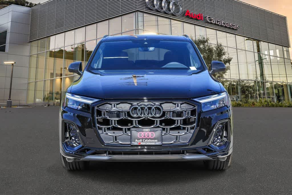 Thumbnail: 2026 Audi SQ7 - 6
