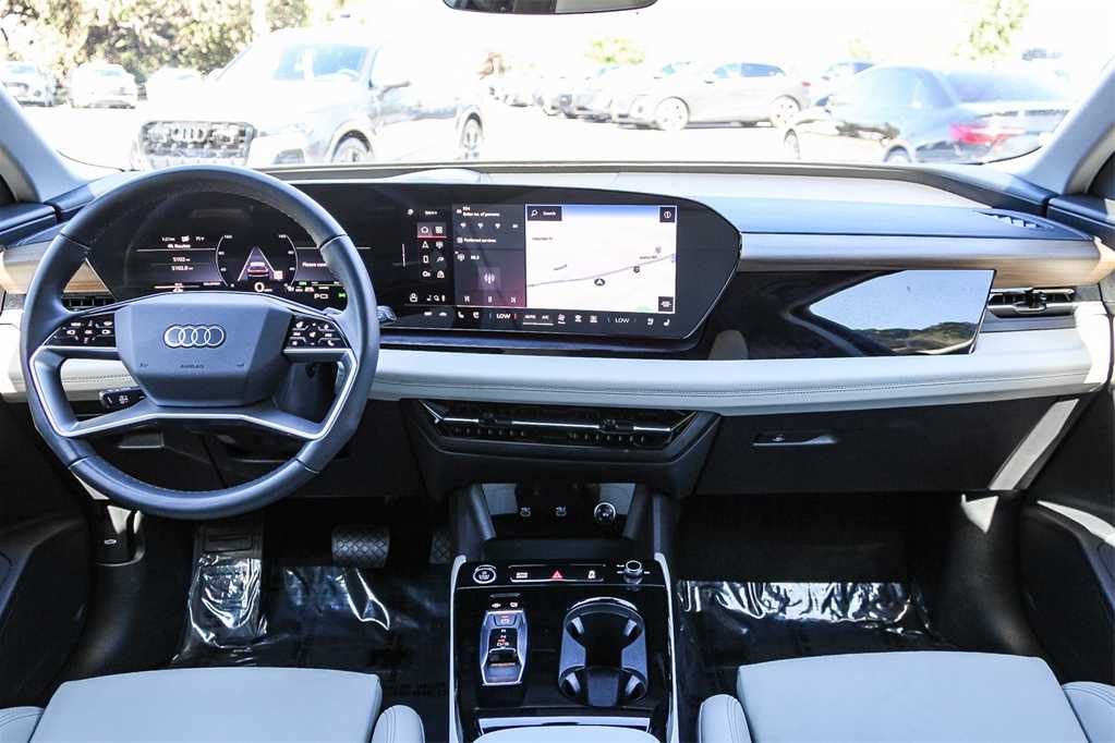 Thumbnail: 2025 Audi Q6 e-tron - 13