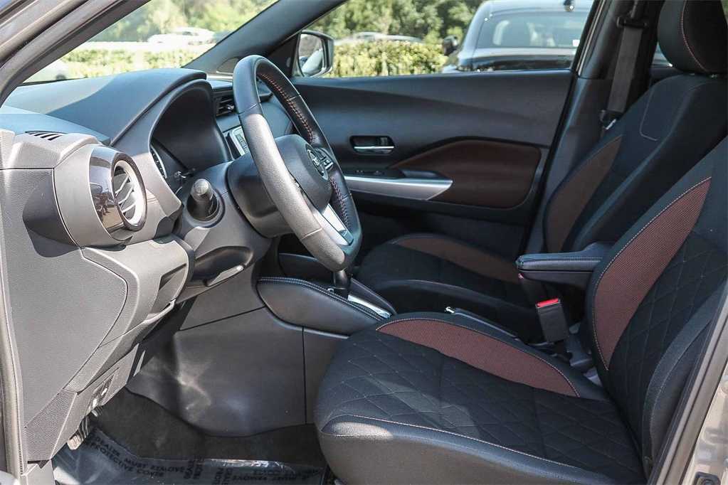 Thumbnail: 2020 Nissan Kicks - 19