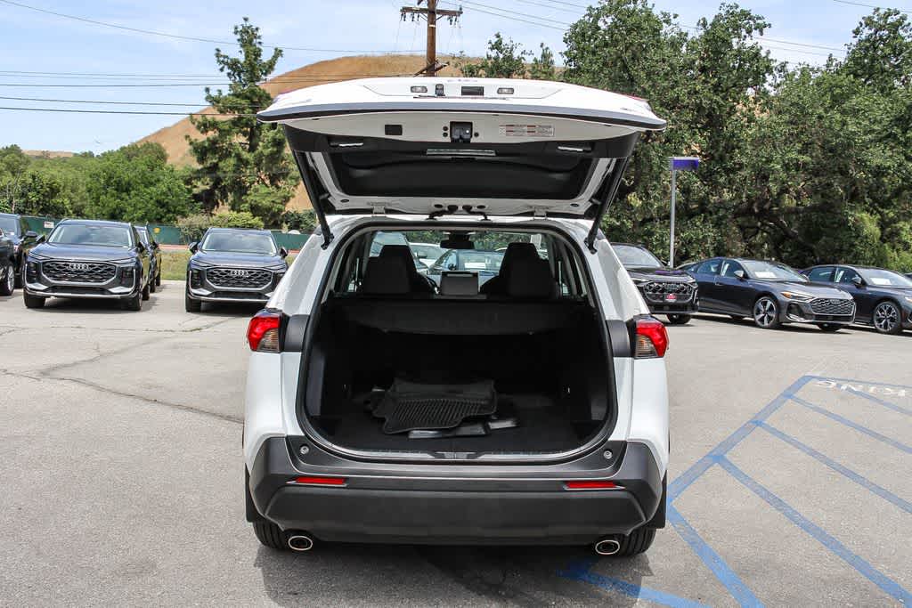 Thumbnail: 2024 Toyota RAV4 - 26