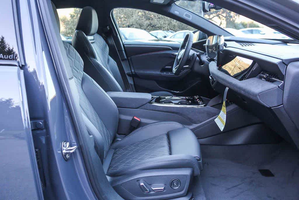 Thumbnail: 2025 Audi e-tron S - 18