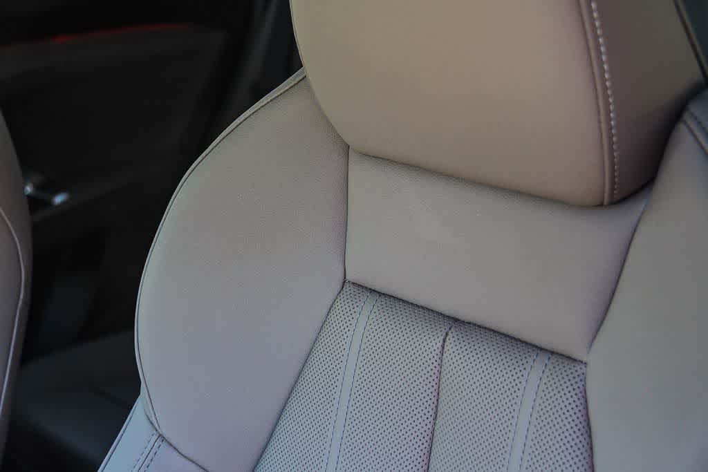 Thumbnail: 2025 Audi Q5 - 25