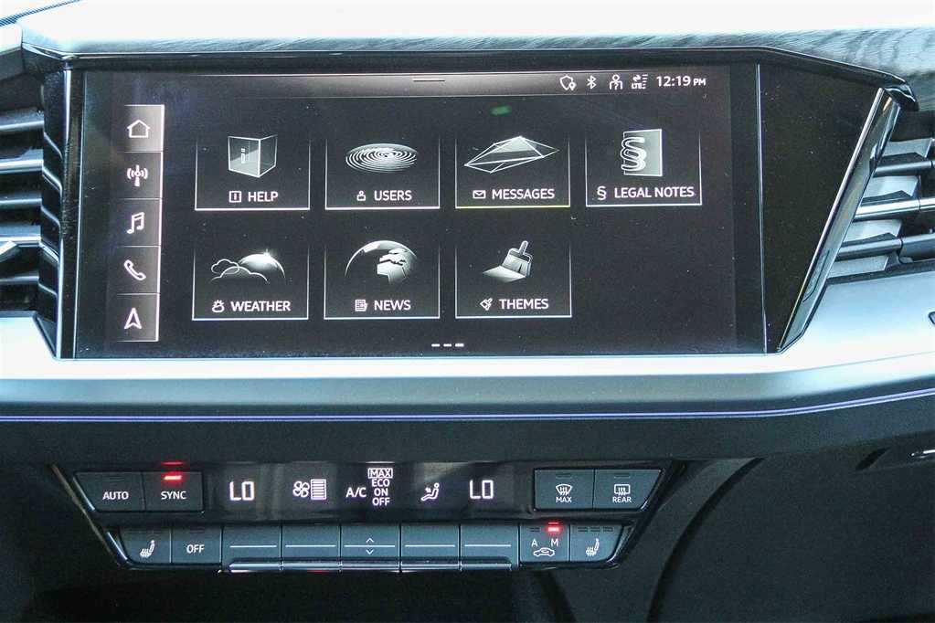 Thumbnail: 2024 Audi Q4 e-tron - 15