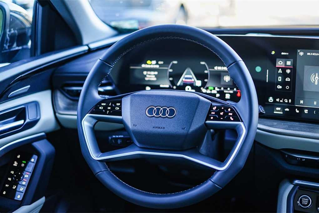 Thumbnail: 2025 Audi Q5 - 15