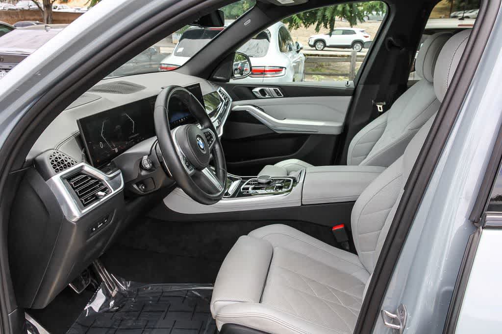 Thumbnail: 2024 BMW X5 - 19