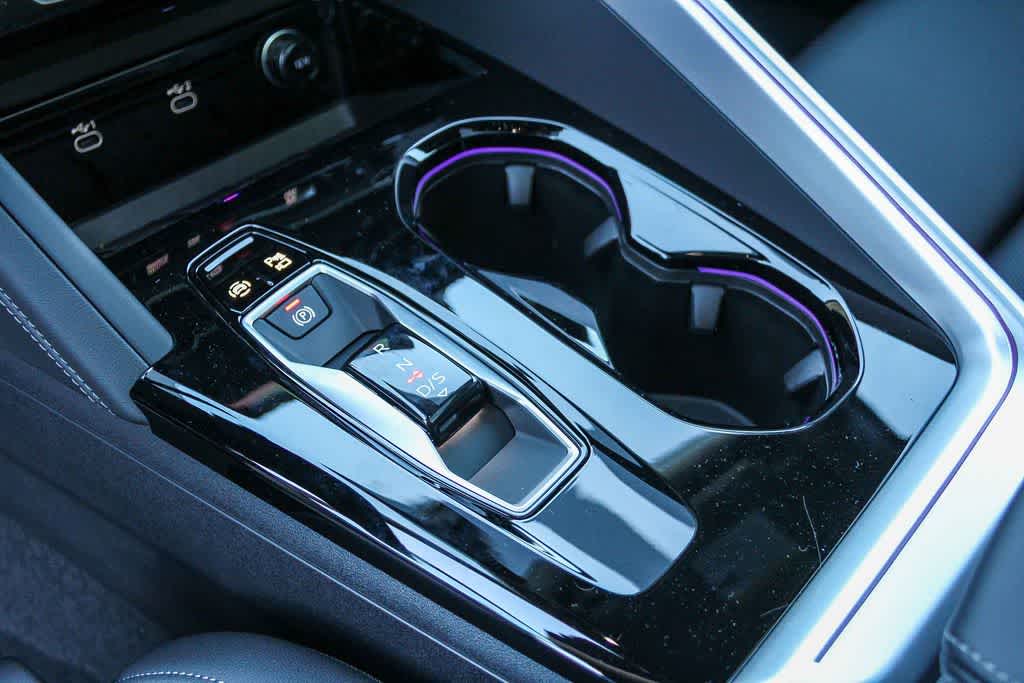 Thumbnail: 2025 Audi Q5 - 20