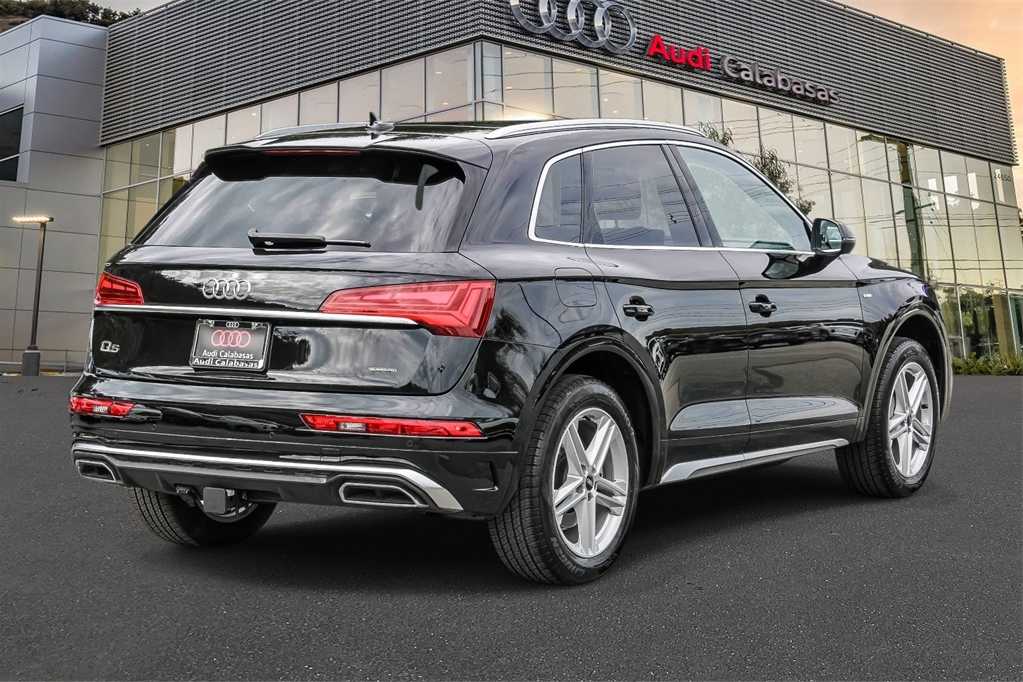 Thumbnail: 2025 Audi Q5 - 4