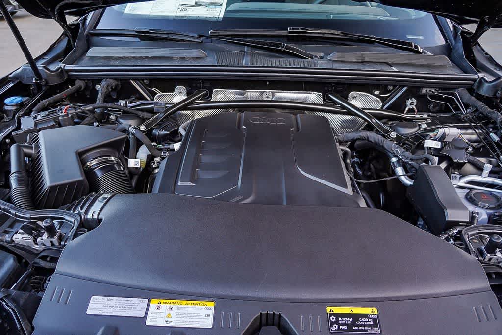 Thumbnail: 2025 Audi Q5 - 30